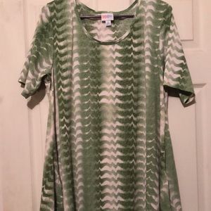 Lularoe Perfect Tee. Tye dye pattern!